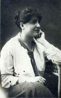 
 Ada Gregori Tagliavini, 1919, scatto in occasione del diploma 
