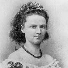 Luise Adolpha Le Beau, fotografia del 1872.