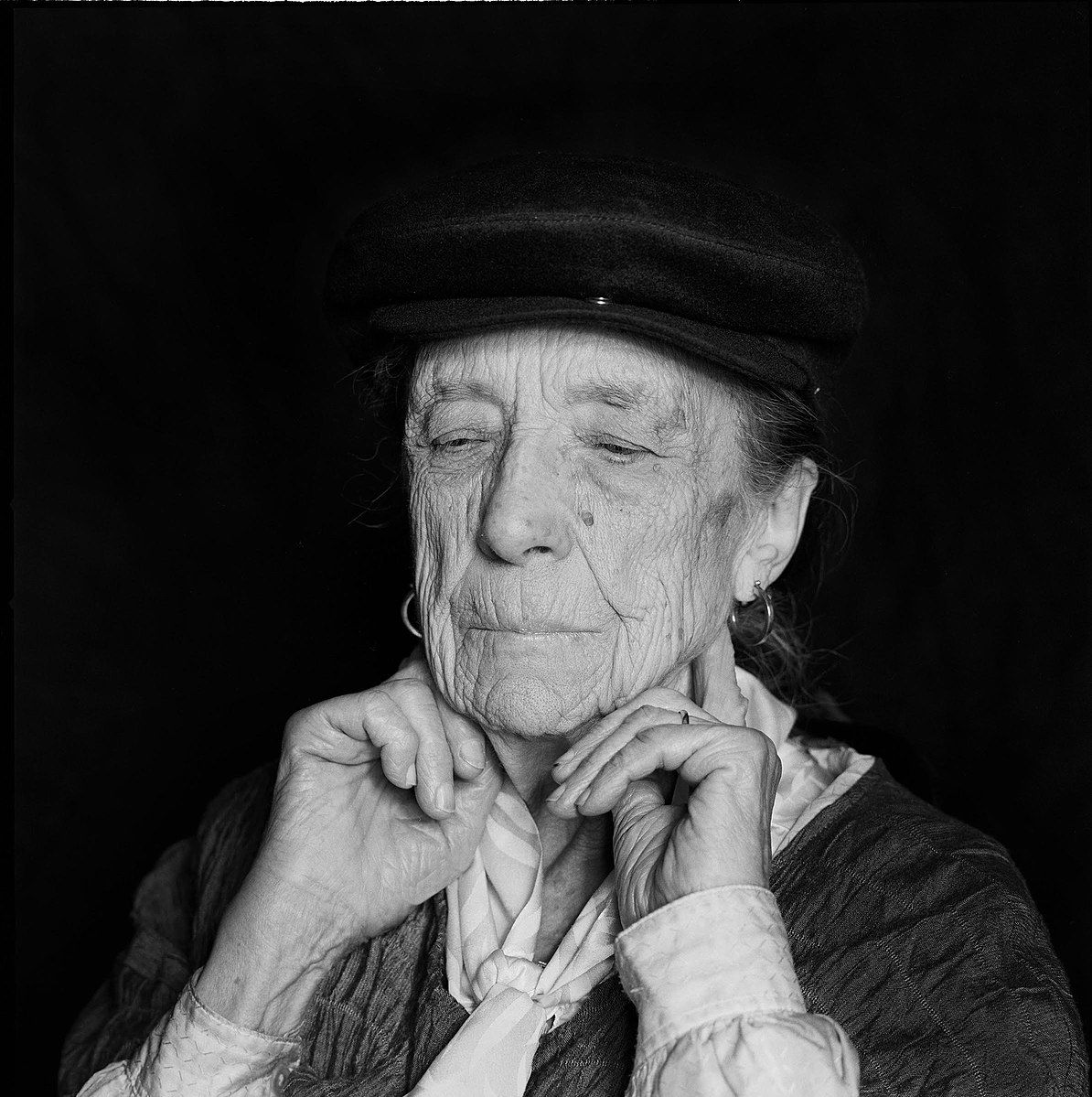 Ritratto di Louise Bourgeois, foto di Oliver Mark, 1996. 