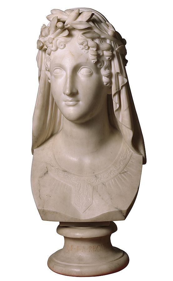 Antonio Canova, <em>Tête idéale, Juliette Récamier en Béatrice</em>, busto in marmo, 1819-1822, Lione, Musée des Beaux-Arts.<br>
Immagine in pubblico dominio, <a href=https://creativecommons.org/licenses/by-sa/4.0/deed.fr>CC BY-SA 4.0</a>. Fonte: <a href=https://commons.wikimedia.org/wiki/File:Canova_Antonio_Juliette_R%C3%A9camier_en_B%C3%A9atrice.jpg?uselang=fr>Wikimedia Commons</a>.