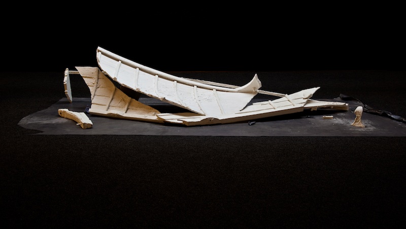  Mare di piombo, installazione (legno, piombo) cm 340x150x50 circa, 2012