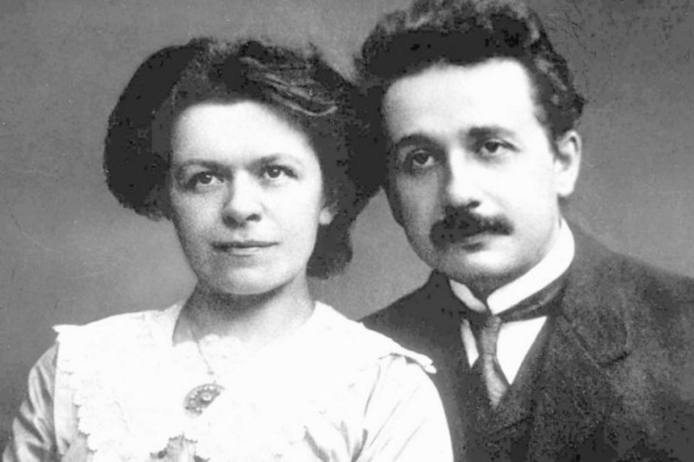 Mileva Maric e Albert Einstein, 1912.