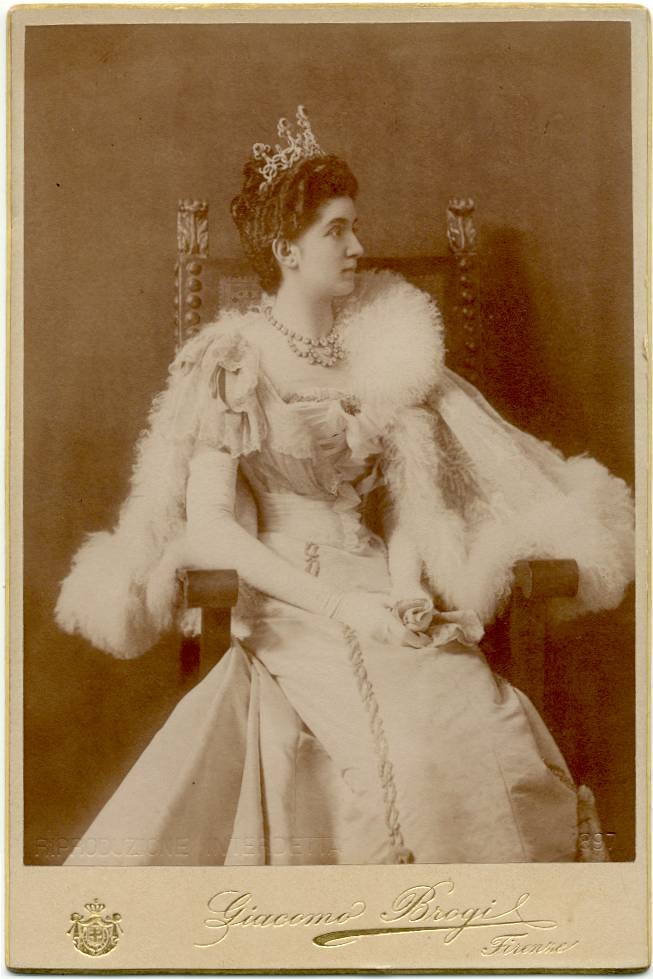 Carlo Brogi (1850-1925), Public domain, via Wikimedia Commons